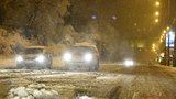 Sněhová průtrž se přesune na Moravu, napadne až 30 centimetrů 