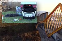 Honička s policisty stála mladého muže život: Nezvládl rychlou jízdu a s autem se zřítil z mostu