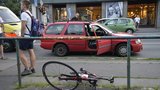 Chlapce (11) na kole srazilo auto: Dítě je ve vážném stavu