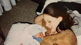 Fotka z dětství Daniela Watermana a jeho maminky