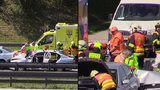 Pražský okruh zablokovala vážná dopravní nehoda: Jednoho člověka museli vystříhat hasiči