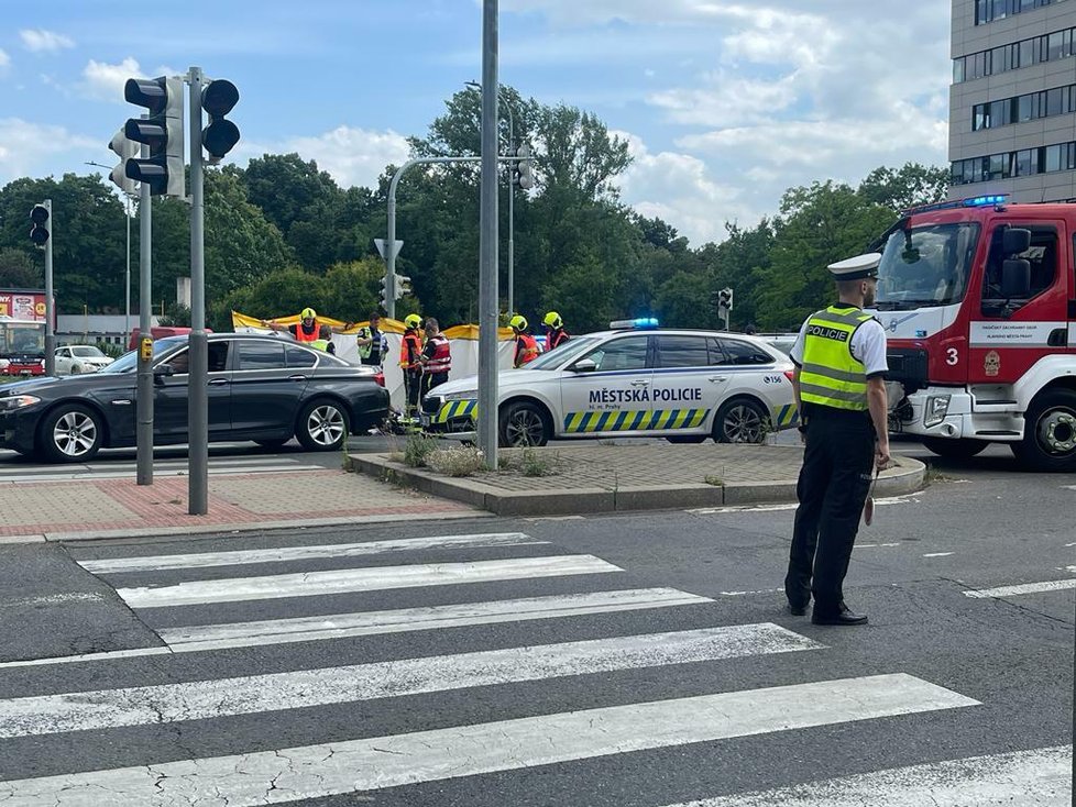Dopravní nehoda na Proseku. (3. červenec 2023)