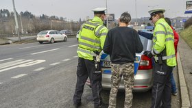 Během Velikonoc probíhaly bezpečnostní dopravní akce. Jedna z nich například v Praze na Jižní spojce.