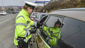 Policie má u Čechů důvěru.