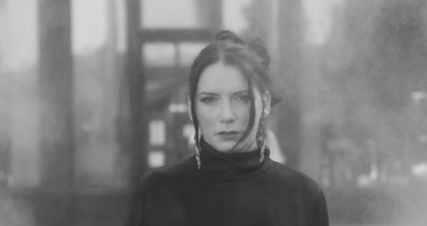 Dorota Nvotová no está dispuesta a dejar de fumar... Dorota Nvotová no está dispuesta a dejar de fumar...