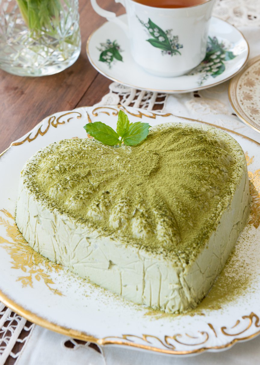 Dort ve tvaru srdce pro milovníky čaje matcha