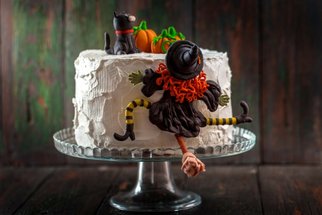 Sladké čarodějnice: Udělejte dětem strašidelné cupcaky, lízátka nebo rovnou celý dort!