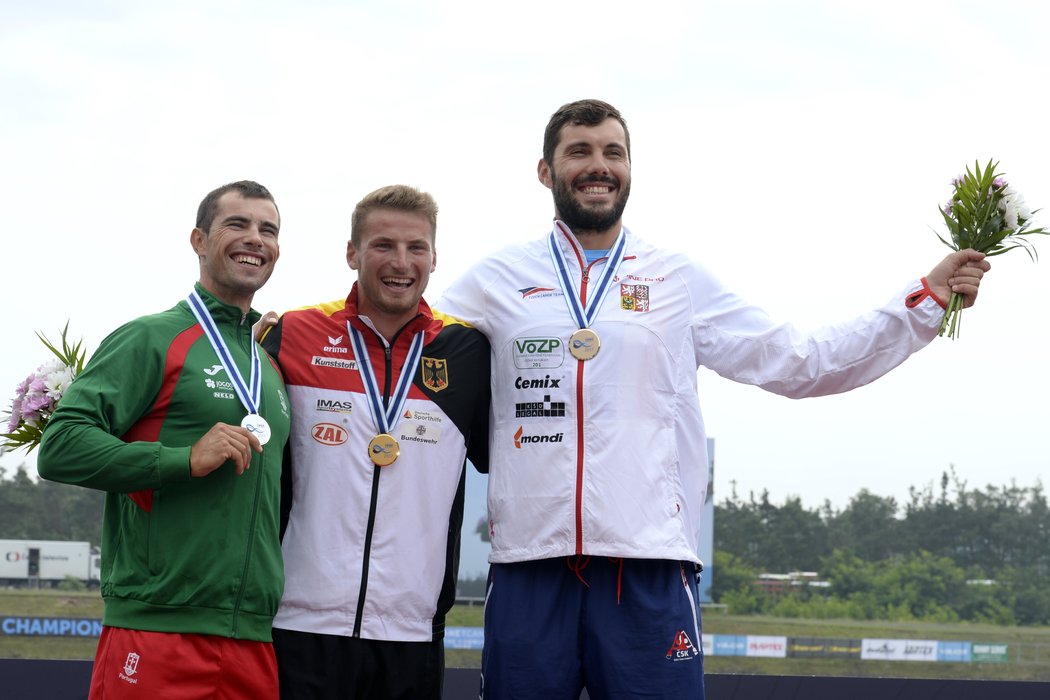 Kajakář Josef Dostál skončil na MS v Račicích třetí na kilometrové trati a neobhájil stříbro z předchozího šampionátu