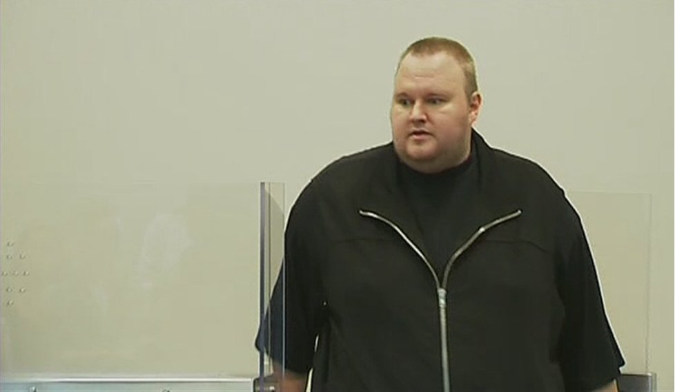 Kim Dotcom před novozélandským soudem, který zamítl žádost o propuštění na kauci