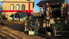 Vánoční výzdoba manželů Pecarskiových