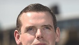 Britský poslanec Douglas Ross