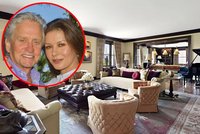 Bydlete jako Michael Douglas a Catherine Zeta-Jones! Neuvěříte, za kolik prodávají svůj penthouse v New Yorku