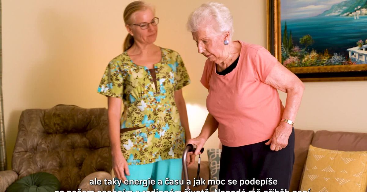 Cuidar a los padres en la vejez no es un hecho. ¿Qué determina si una familia puede soportarlo?