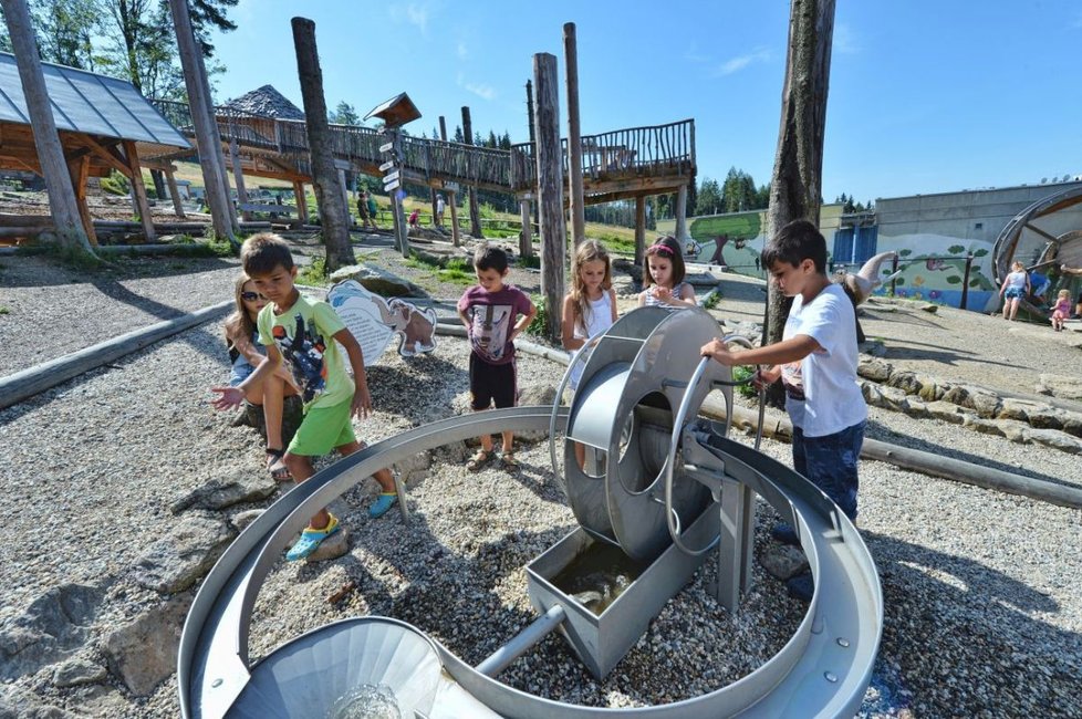 Pískový svět a mamutíkův vodní park Dolní Morava