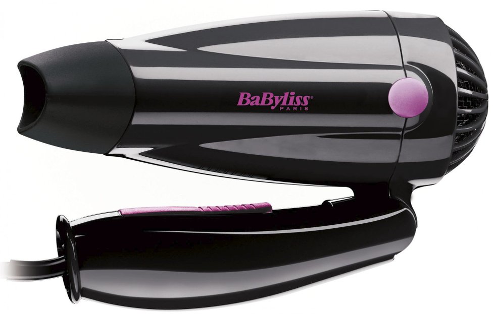 Cestovní vysoušeč vlasů BaByliss, www.mall.cz 446  Kč.