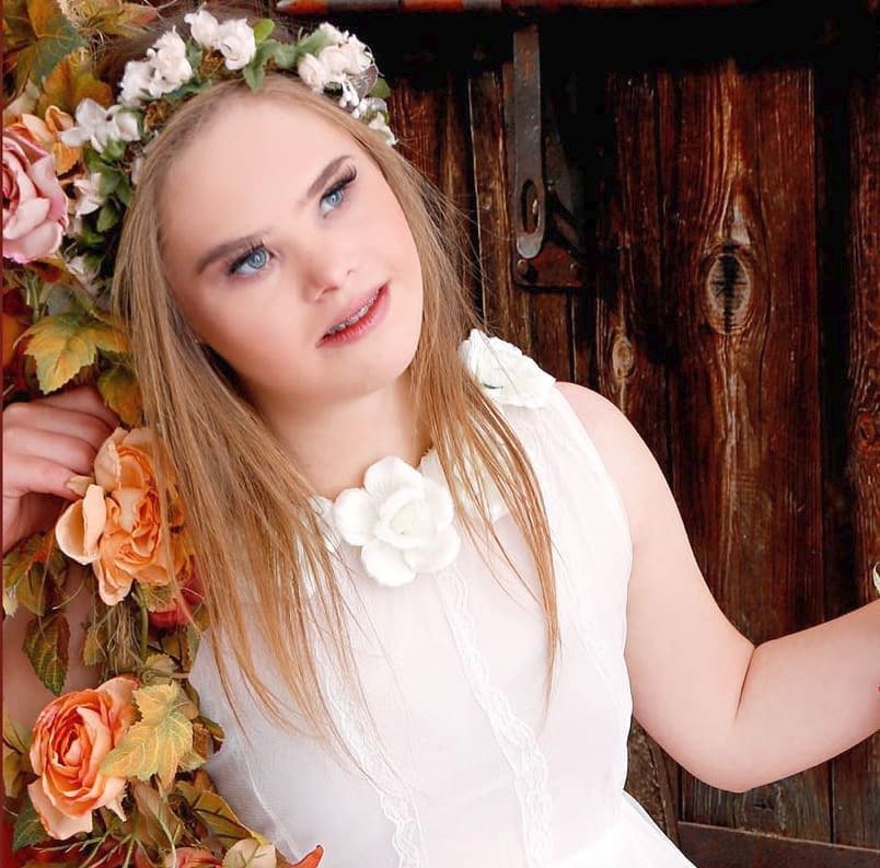 Nic není nemožné: Čtrnáctiletá dívka s Downovým syndromem je hvězdou módních přehlídek