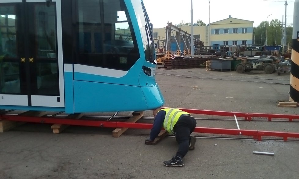 Do Ostravy dorazila nejmodernější tramvaj v republice za 28,5 milionu.