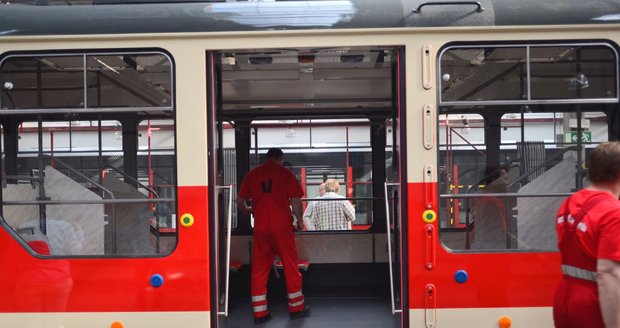 Legendární tramvaj T3 slaví 60. narozeniny.