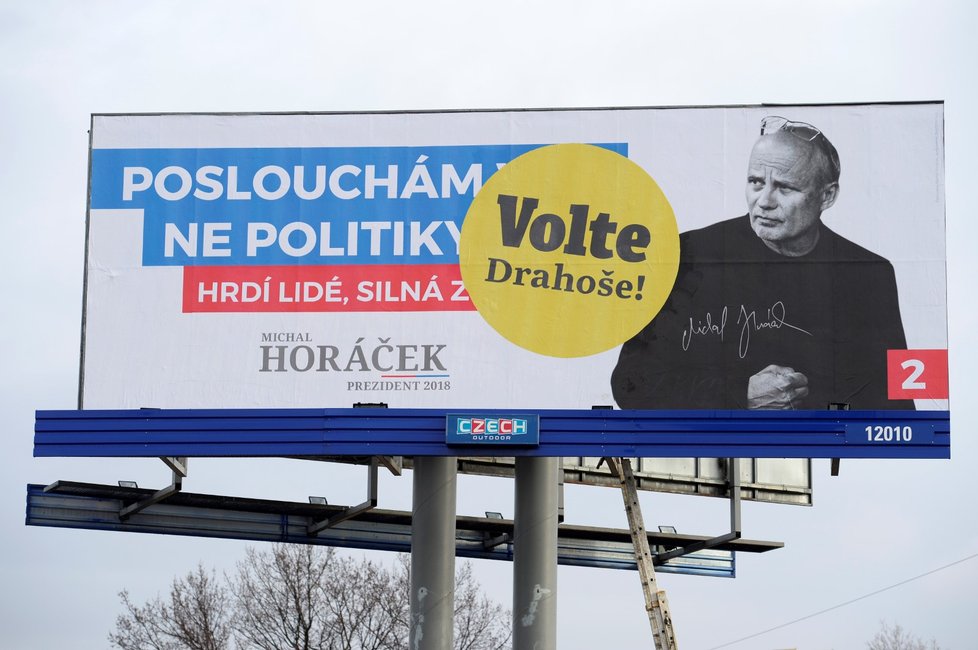 Jiřího Drahoše na billboardech podporuje neúspěšný kandidát Michal Horáček.