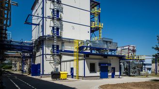 Chemický holding českých byznysmenů si jde pro miliardy do Skandinávie Chemický holding českých byznysmenů si jde pro miliardy do Skandinávie