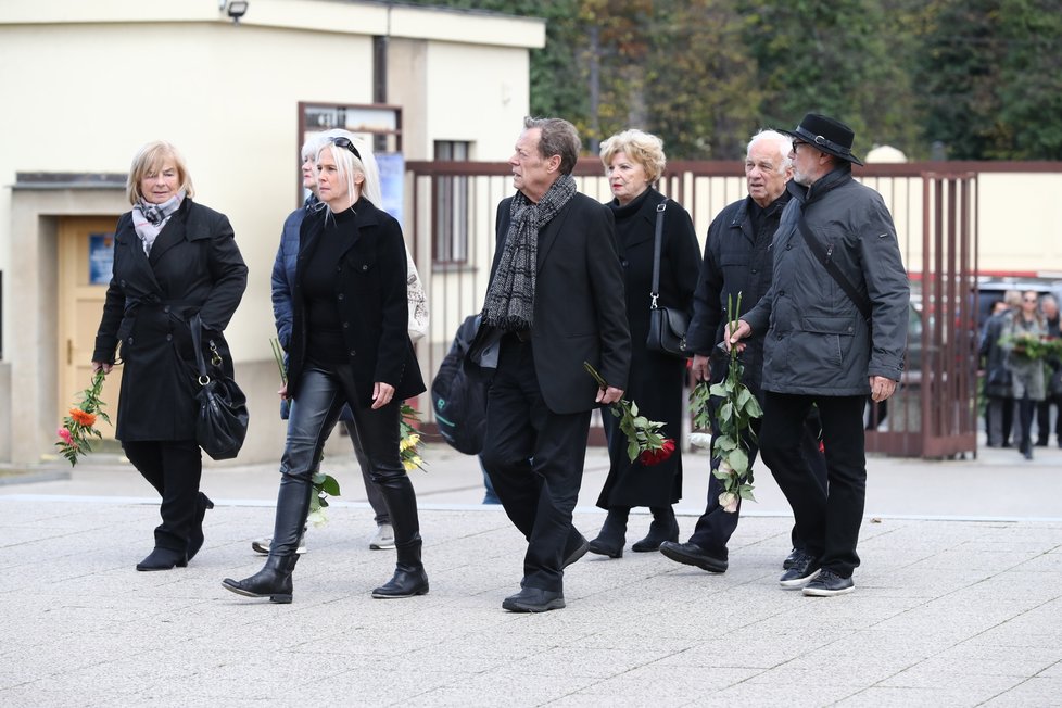 Herci se loučí s Janou Drbohlavovou.