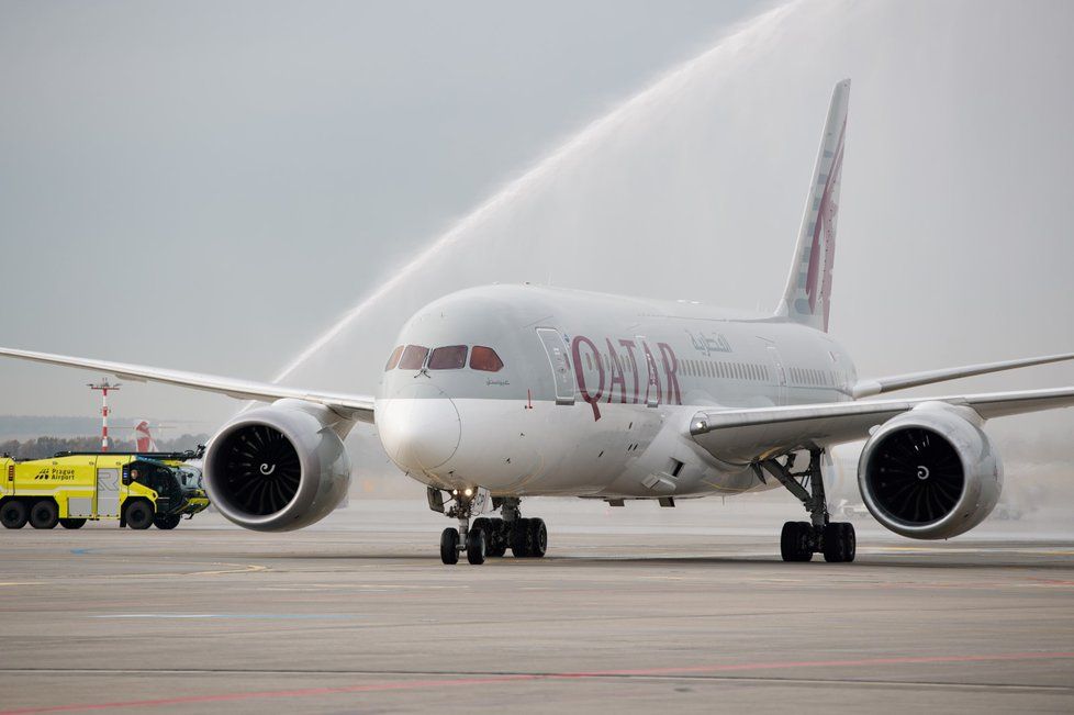 Na pražském letišti přistál Boeing 787 Dreamliner.