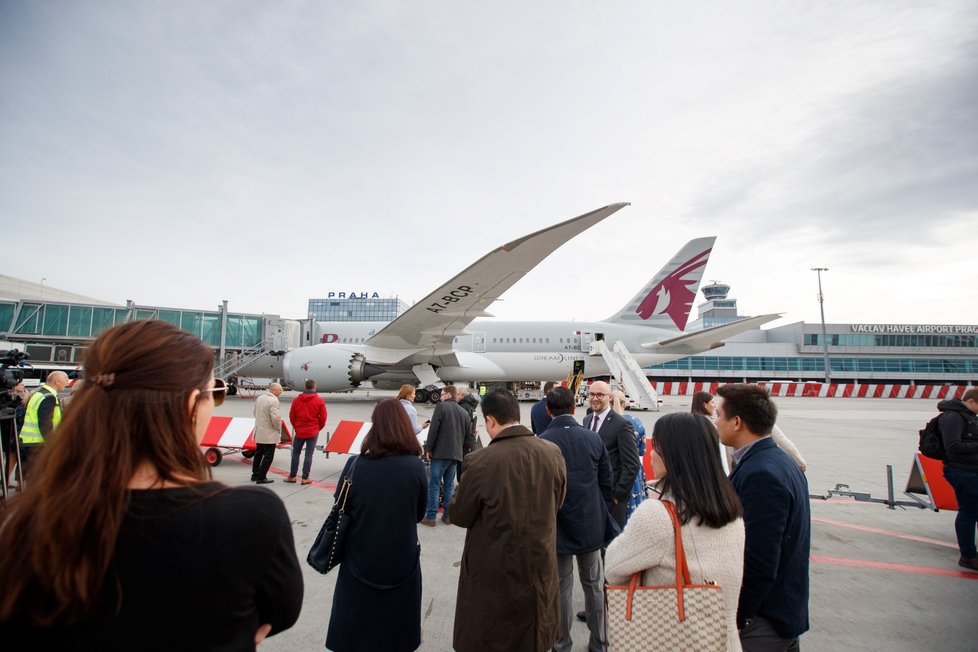 Na pražském letišti přistál Boeing 787 Dreamliner.