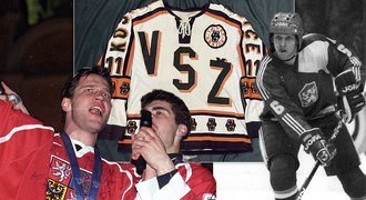 Vzácné hokejové dresy: politý z oslav Nagana i rozstřižený po tragédii