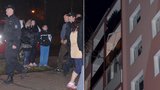 Drama v Chomutově: Narkomanům bouchl byt!