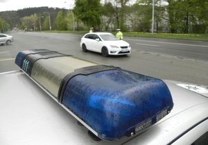 Zdrogovaná  řidička (23) na Brněnsku ujížděla policejním hlídkám 11 kilometrů. Ilustrační foto