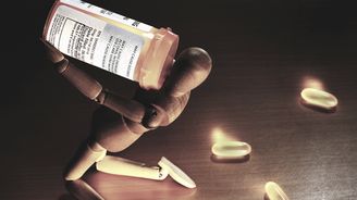 Účinná léčba závislosti na opioidech sice existuje, ale v USA je téměř nedostupná. Proč?