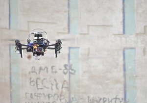 Drony v akci