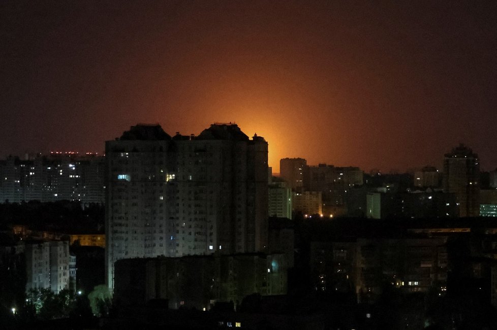 Noční dronový útok na Kyjev (28. 5. 2023).