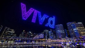 90 dronů spadlo při zimní show v Sydney: Organizátoři museli akci zrušit