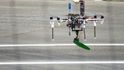 V prestižní soutěži Mohamed Bin Zayed International Robotics Challenge získal tým Fakulty elektrotechnické ČVUT v Praze první místo v disciplíně kooperativní sběr předmětů pomocí skupiny autonomních helikoptér a stříbrnou pozici v kategorii autono mní přistání na vozidle.