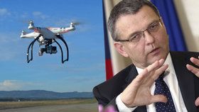 Ministr zahraničí Lubomír Zaorálek (ČSSD) po konzultacích s Poláky: Bojí se Ruska. Přes hranice jim létají ruské drony.