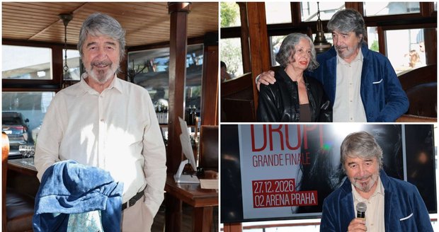 Italský zpěvák Drupi navštívil s manželkou Dorinou v září 2026 Prahu, aby krom jiného pozval na svůj prosincový koncert nazvaný Grande Finale.