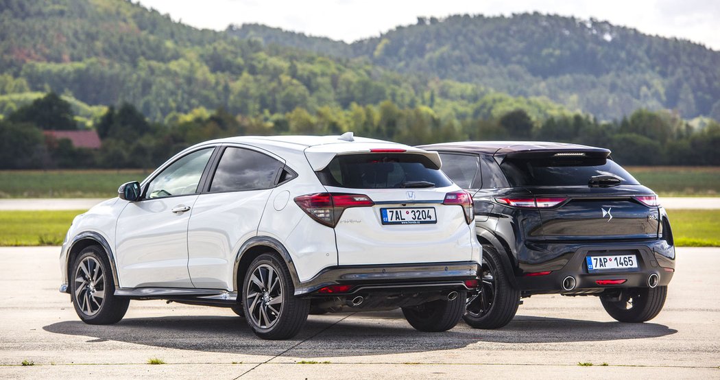 DS 3 Crossback 1.2 PureTech 8AT vs. Honda HR-V 1.5 Turbo CVT