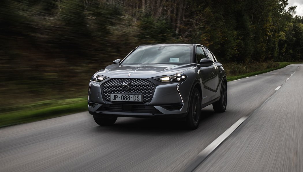 DS 3 Crossback E-Tense Performance Line