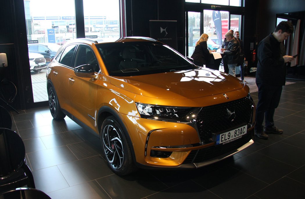 DS 7 Crossback E-Tense