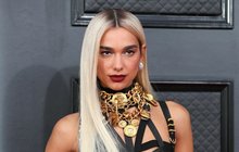 Ceny Grammy: DUA LIPA (26) OKOPÍROVALA CINDY CRAWFORDOVOU!