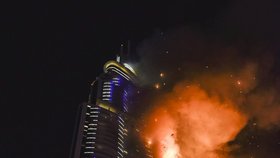 Požár v luxusním hotelu v Dubaji