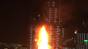 Požár hotelu v Dubaji ve Spojených arabských emirátech