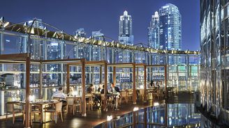 Nejvyšší budova světa, Burdž Chalífa v Dubaji, má v sobě i luxusní hotel Armani. Co vás tam čeká?