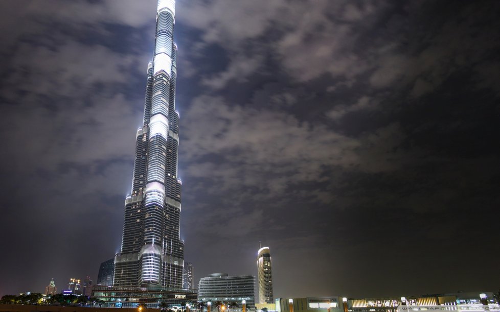 Burj Khalifa v noci