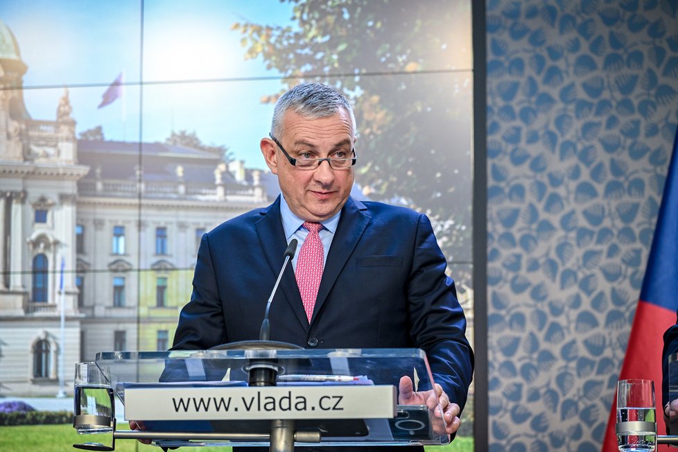 Jednání vlády: Ministr průmyslu a obchodu Jozef Síkela (za STAN) (12.4.2023)