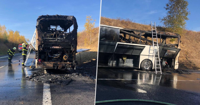 Na silnici u obce Dubno na Příbramsku začal hořet autobus. Ve voze měly být děti!