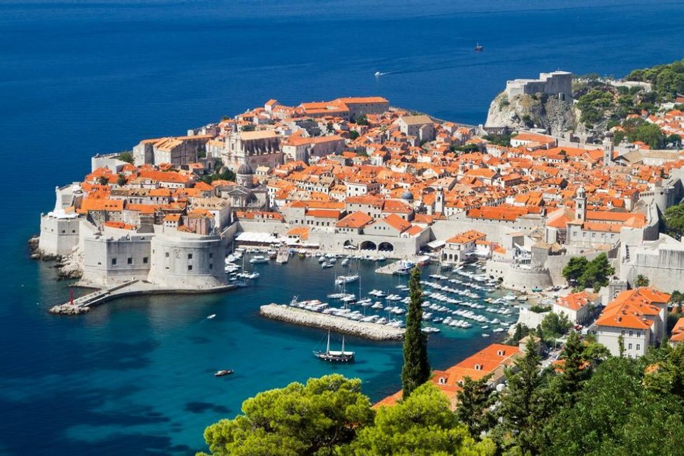 Zemětřesení zatřáslo také oblíbenými destinacemi Čechů v Chorvatsku - Dubrovníkem, Splitem i celou Dalmácií.