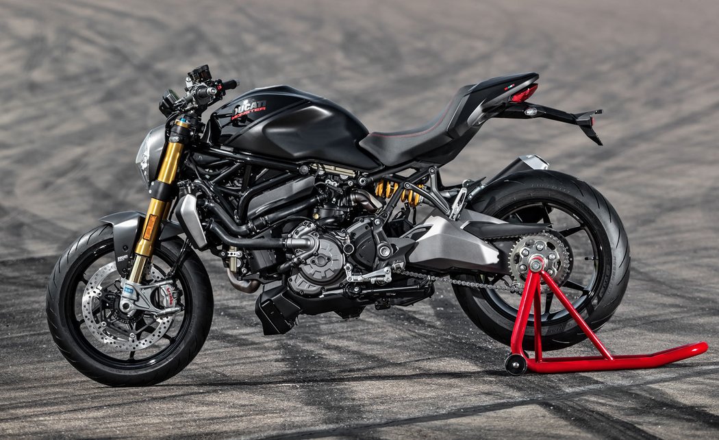 Ducati Monster 1200 S