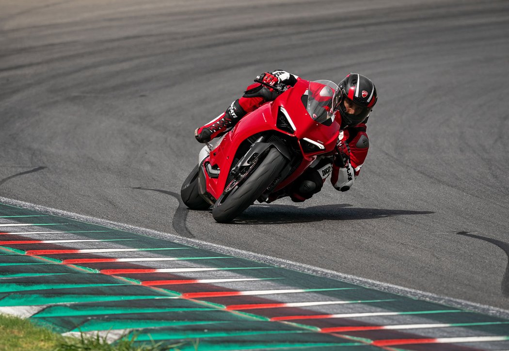 Ducati Panigale V2